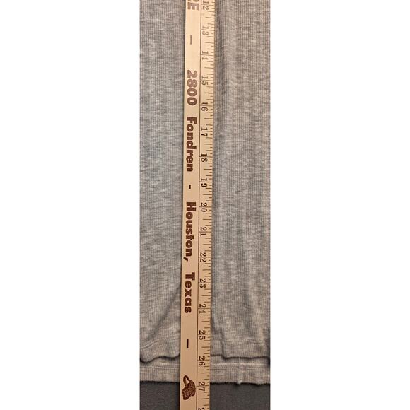 Cabi Womens Large Gray Ribbed Simple Tee Long Sleeve V Neck Stretch Top 4196 - Picture 5 of 7